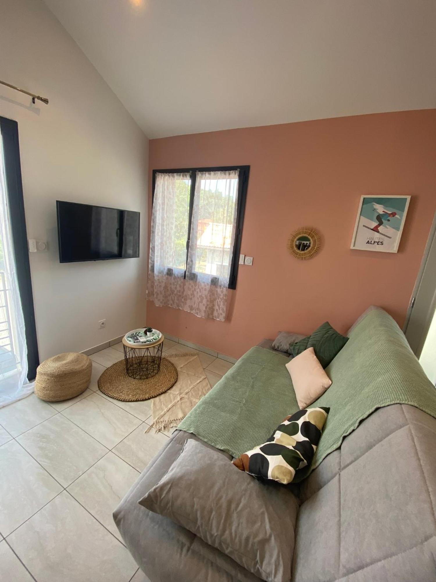 Appartement 2 A 4 Personnes, Une Pause Au Vert Chateauvieux  Dış mekan fotoğraf